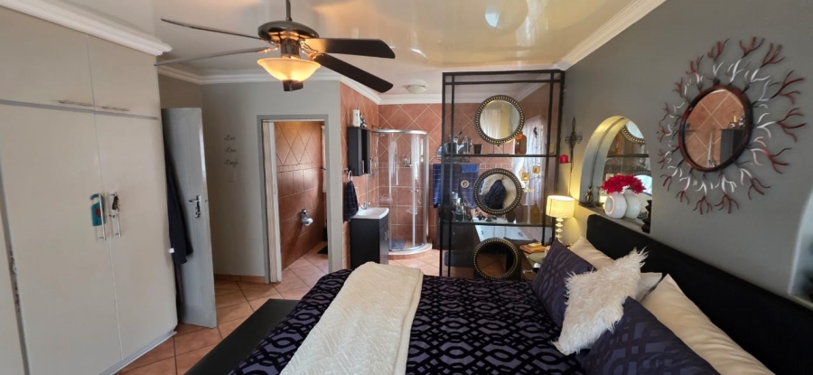 3 Bedroom Property for Sale in Flimieda North West